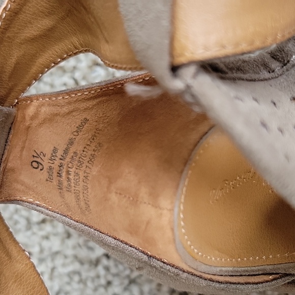 Universal Threads block heel ankle sandal peep toe tan women's size 9.5 - Picture 6 of 6